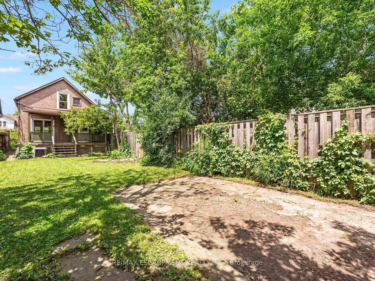 52 Stapleton Avenue photo 26