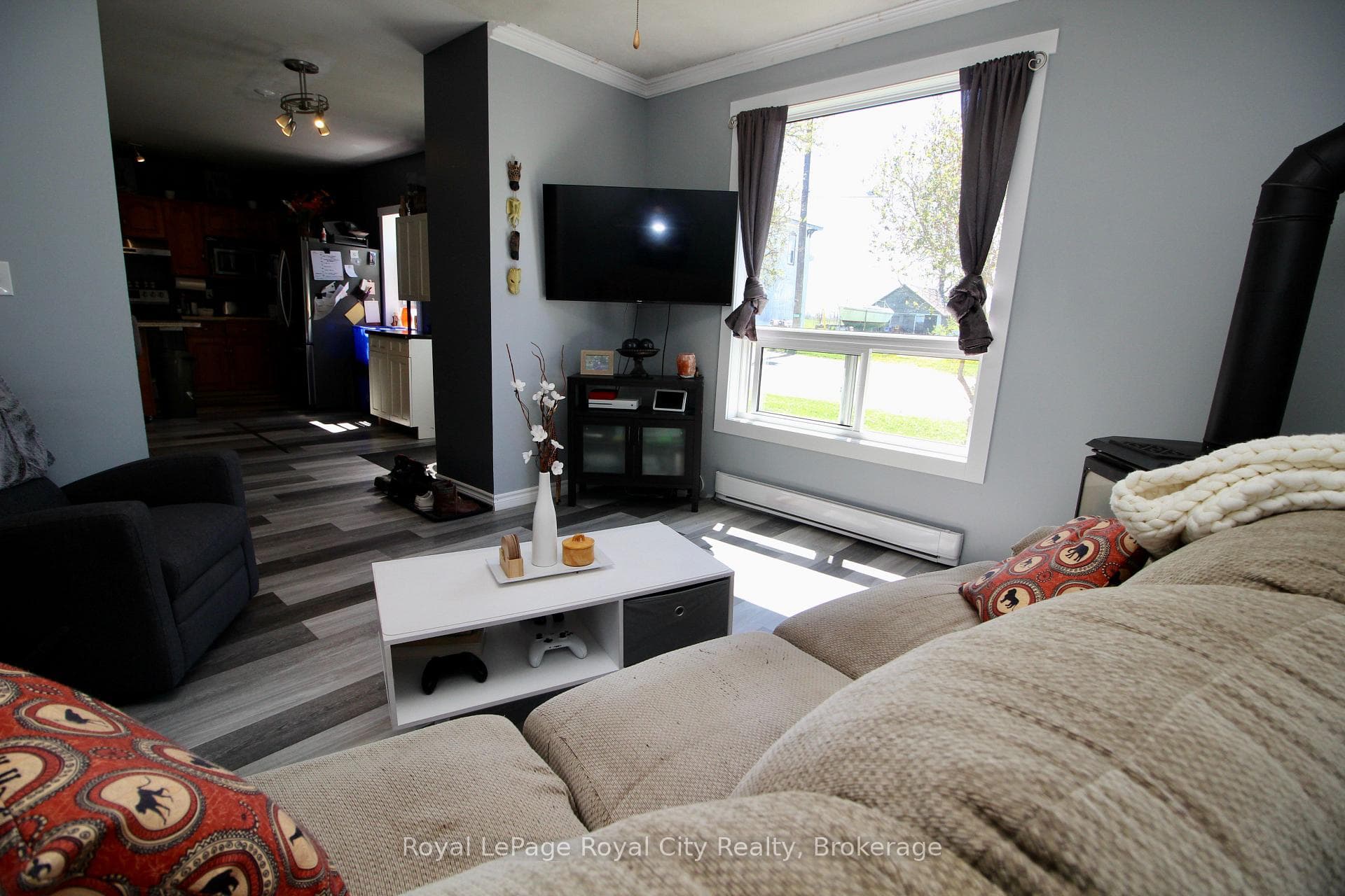 2557 Bruce Road photo 9