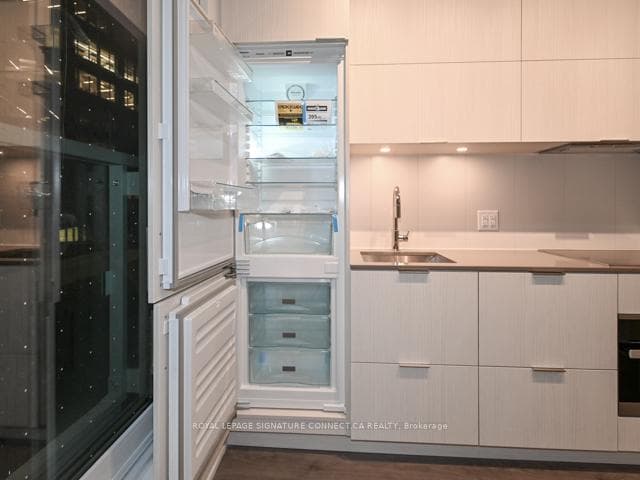 20 Richardson Street Unit 302 photo 6