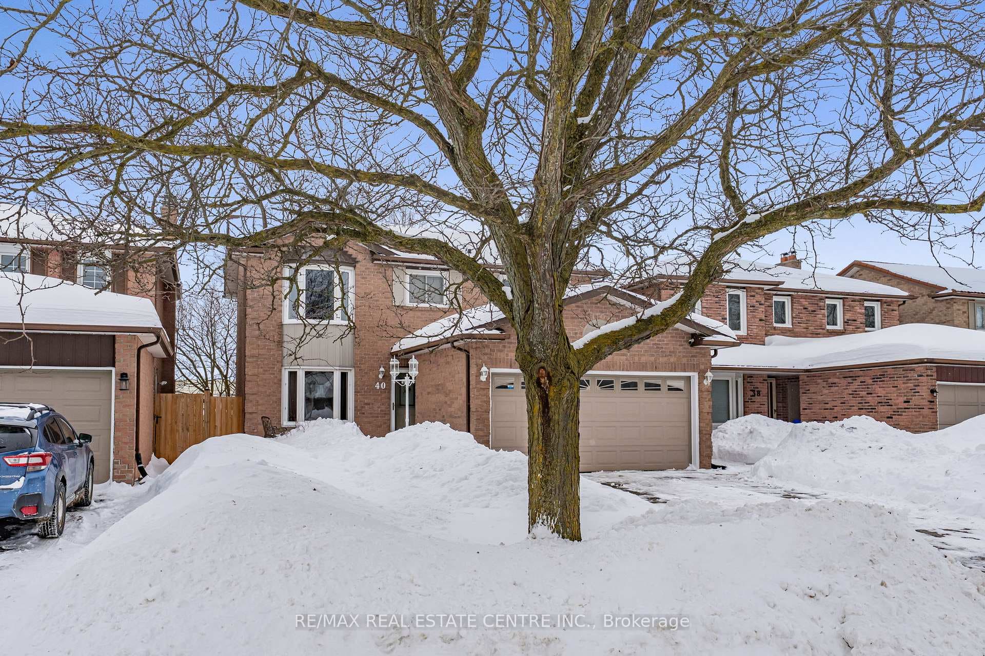 40 Calvert Drive photo 2