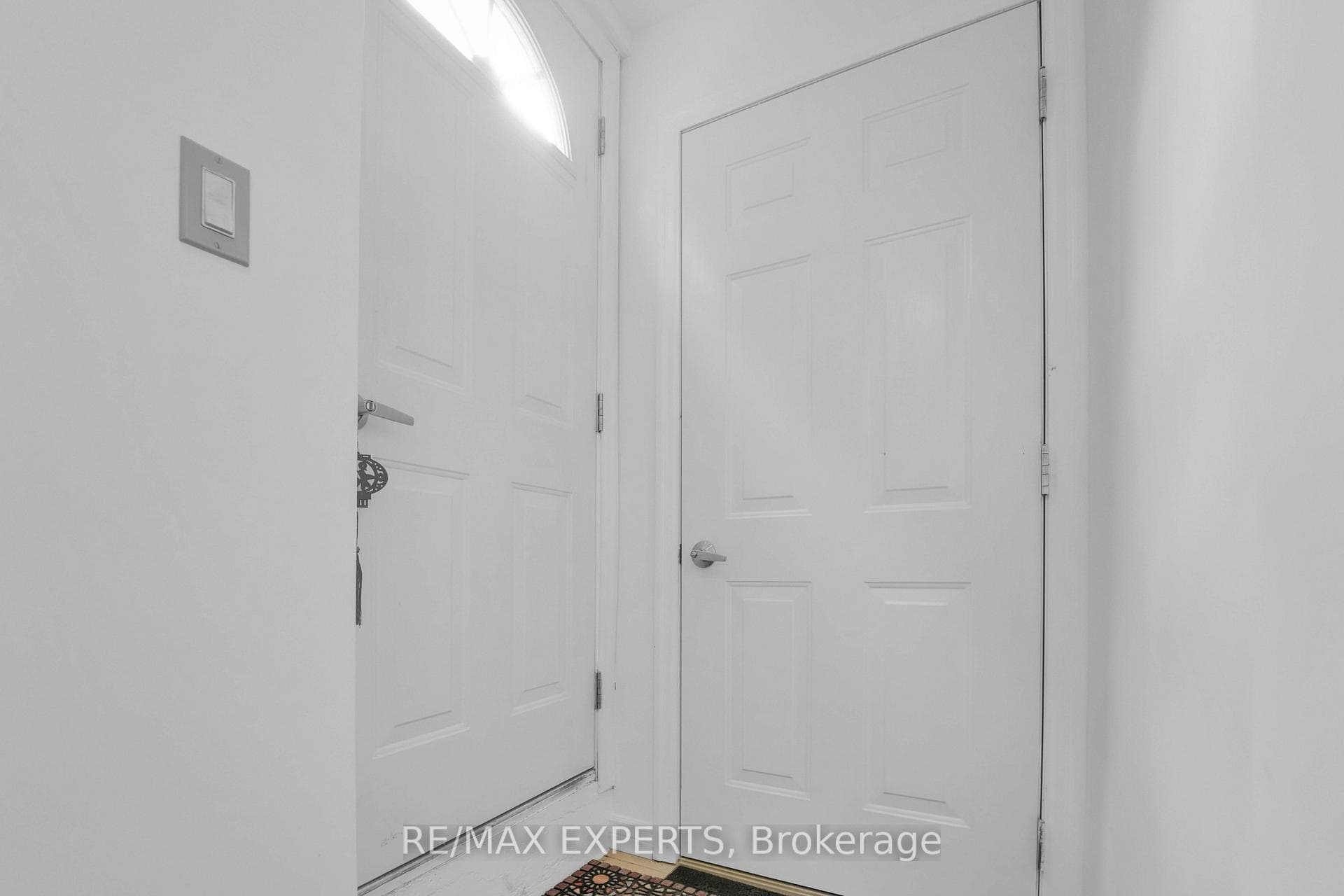 124 Riverwood Terrace photo 32