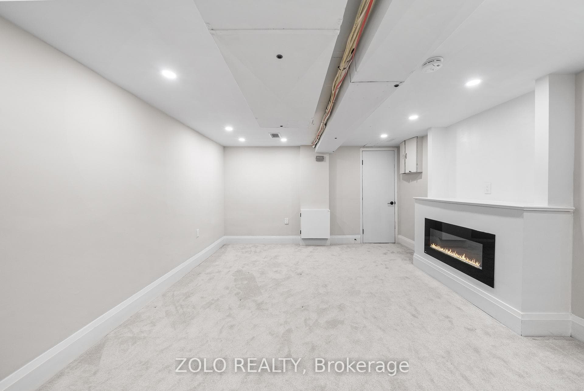 82 Bellwoods Avenue photo 39
