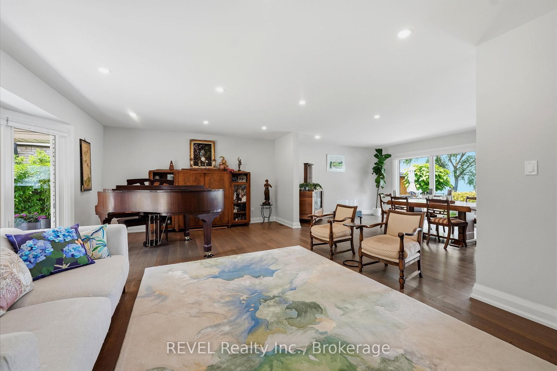 53 Beachview Drive photo 10