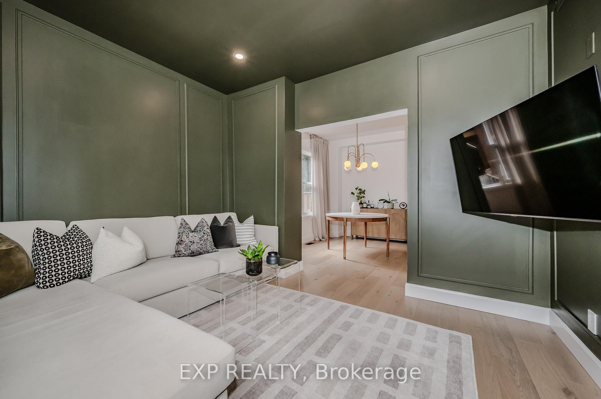 32 Hebel Place photo 4