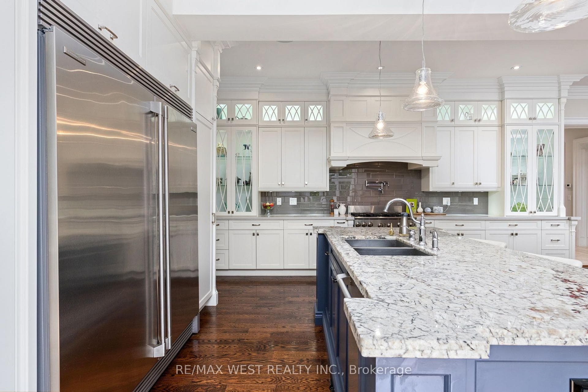 92 Pinetree Way photo 10