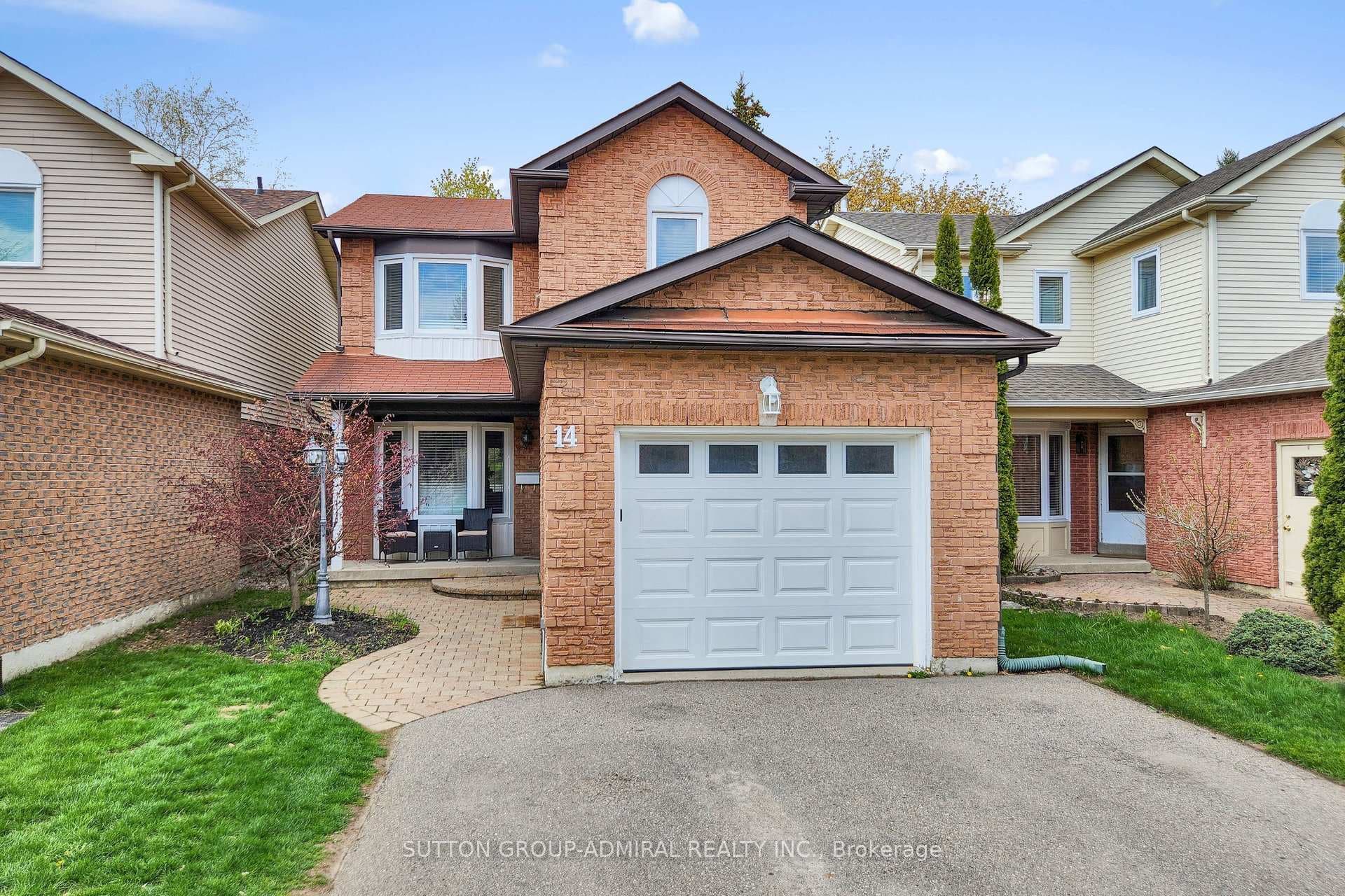 14 Windham Crescent photo 5