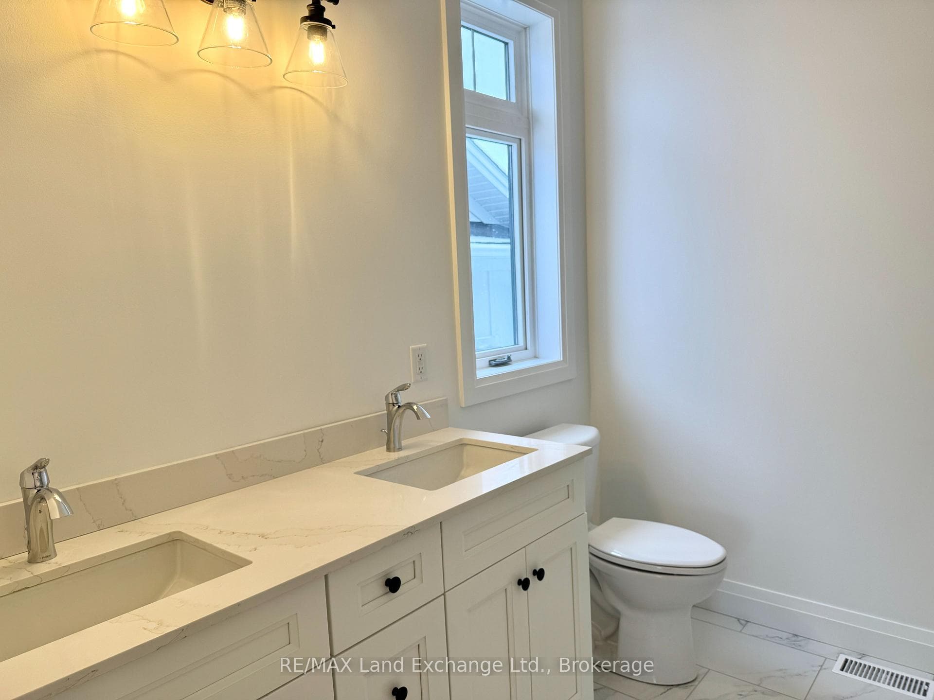 113 WESTLINKS Drive Unit LOT 29 photo 12