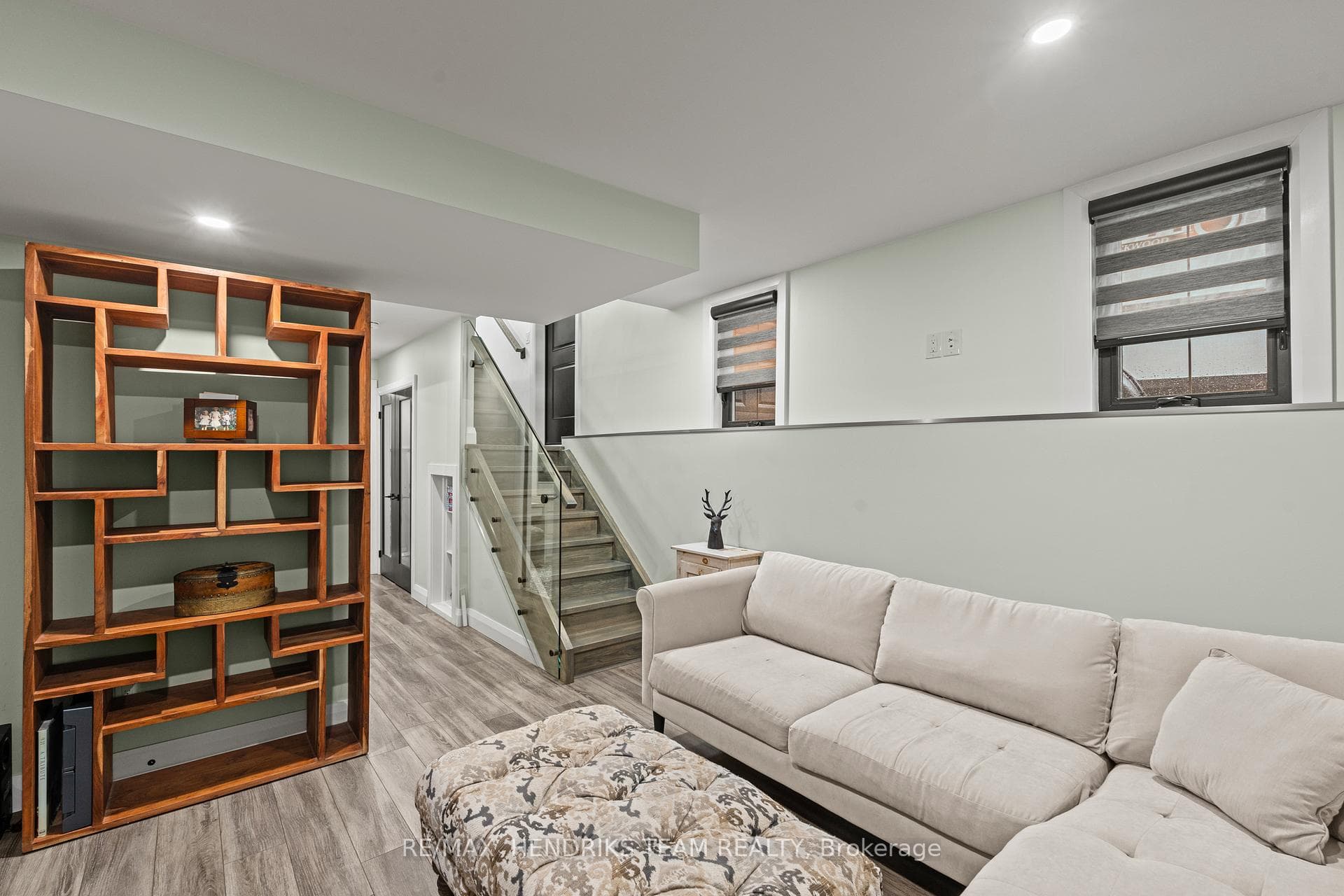 8 Stanmary Drive photo 28