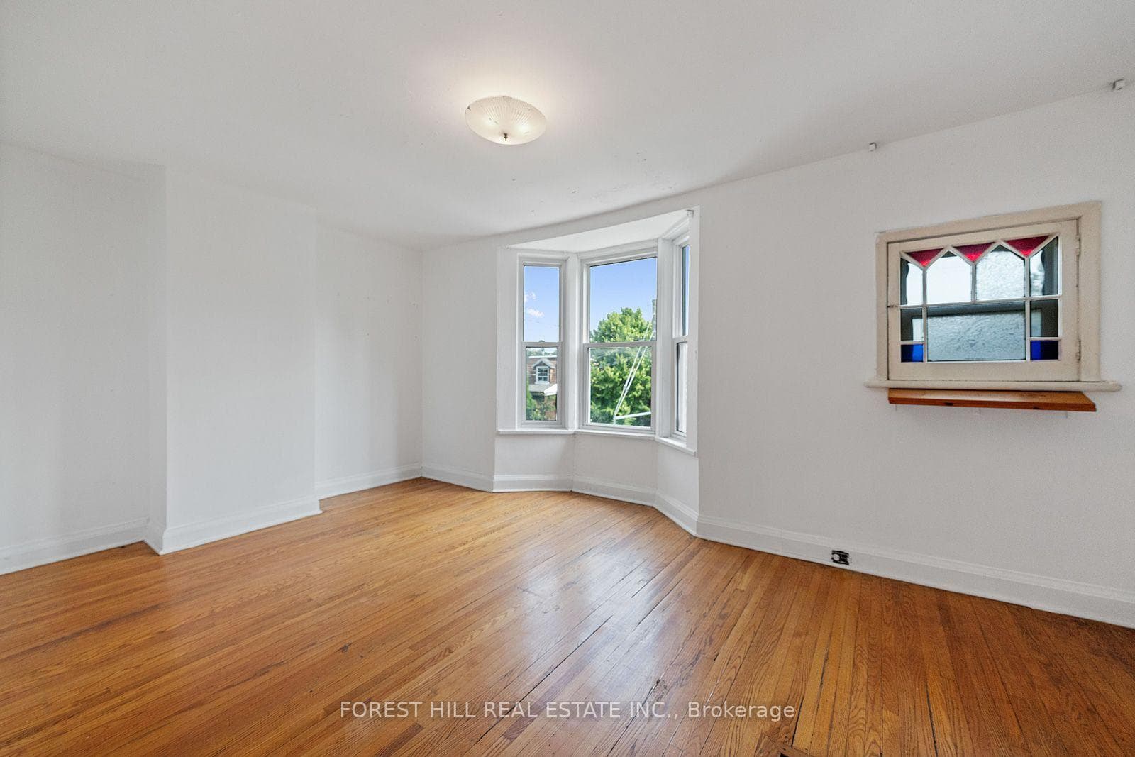 66 Melville Avenue photo 8