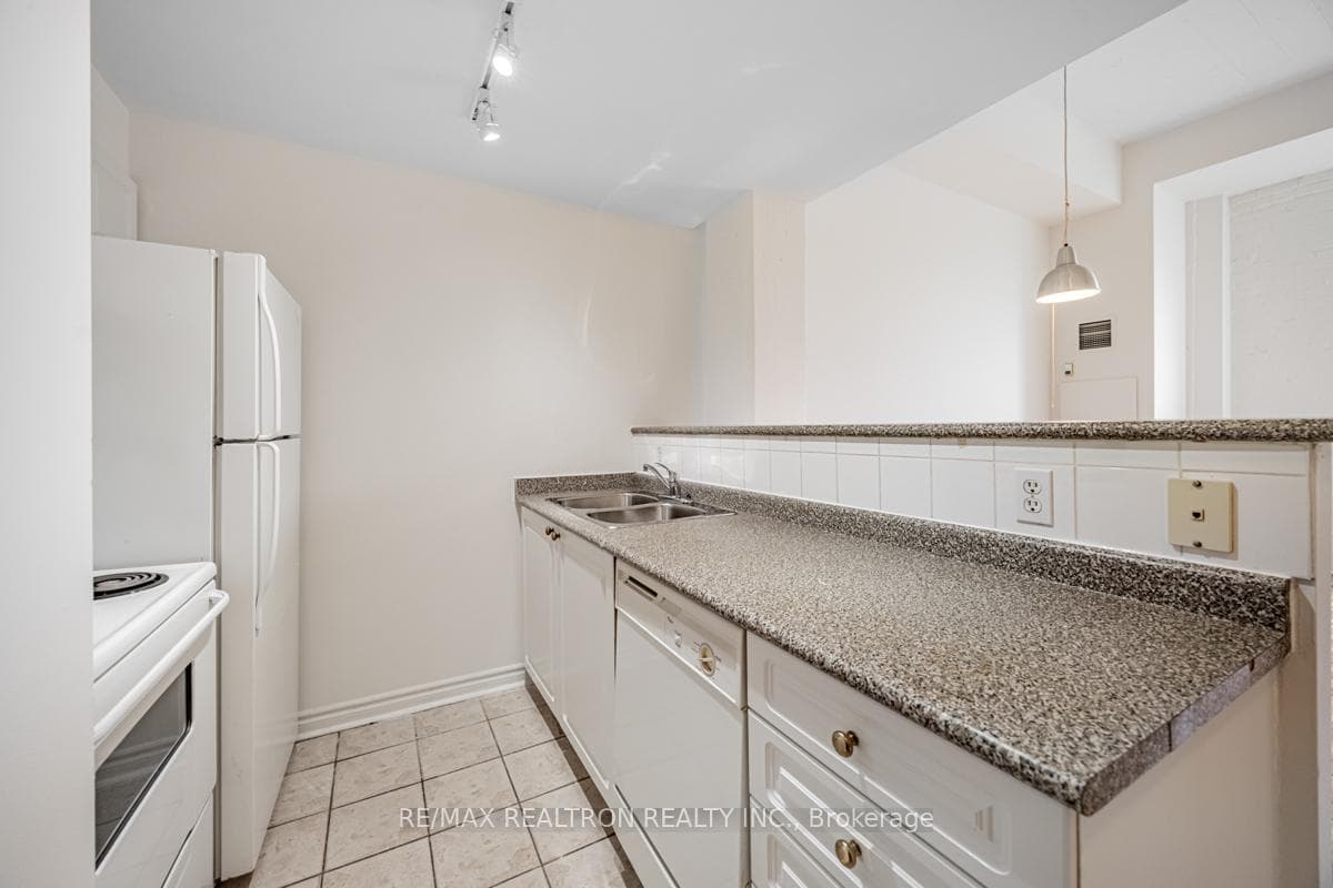 1401 Dupont Street Unit 227 photo 7