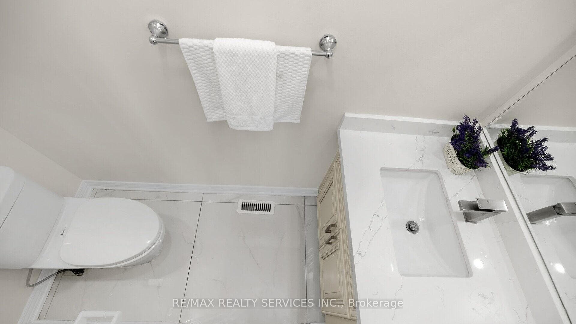 30 Cedarcliff Trail photo 20