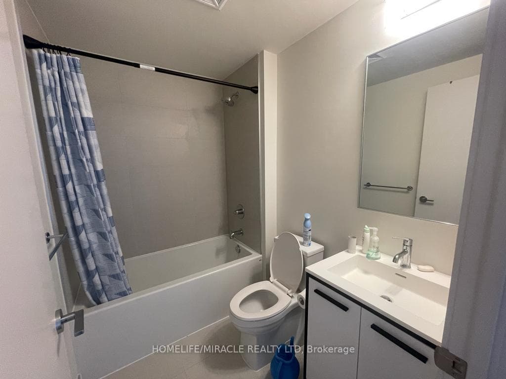 385 Winston Road Unit 403 photo 6