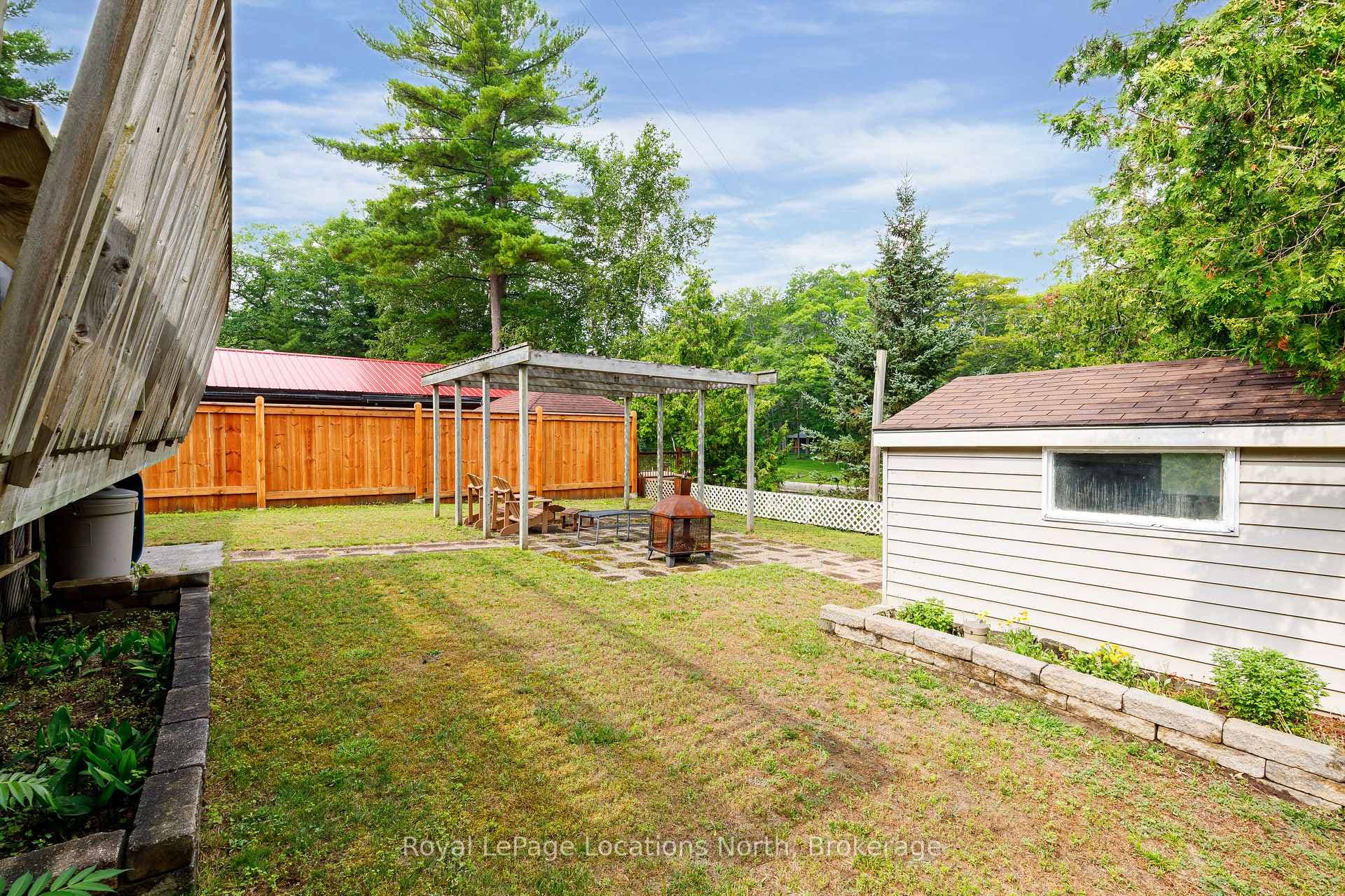 26 Stroud Crescent photo 31