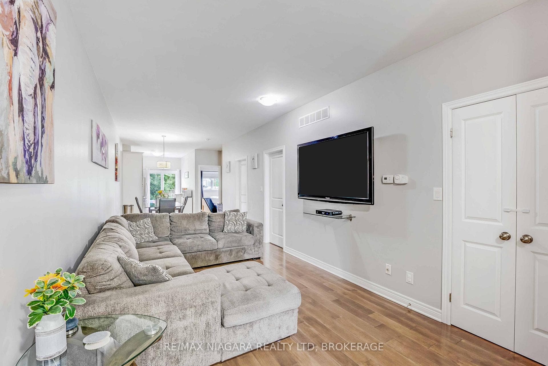 90 Ormond Street Unit B photo 7