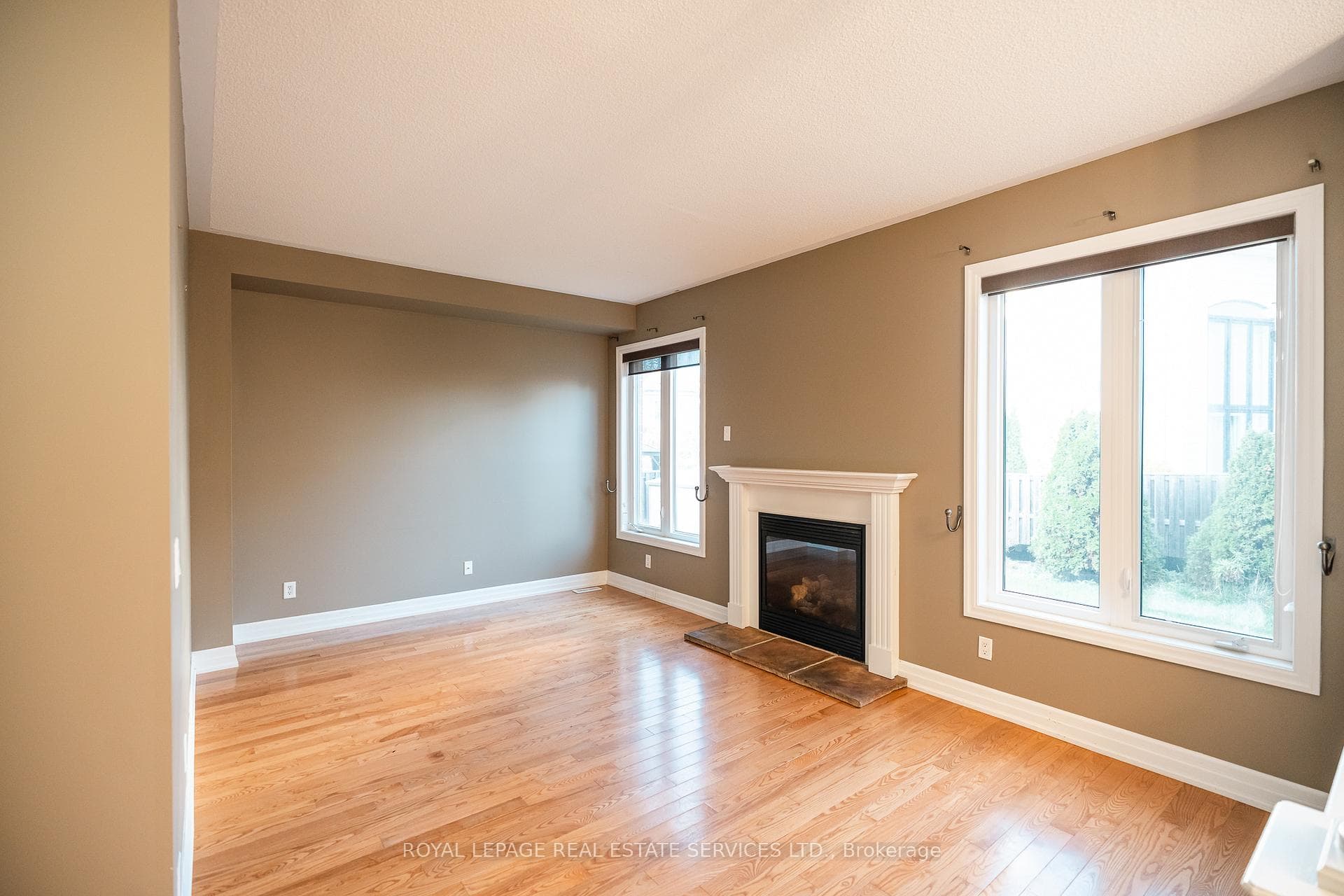 258 Holloway Terrace photo 11
