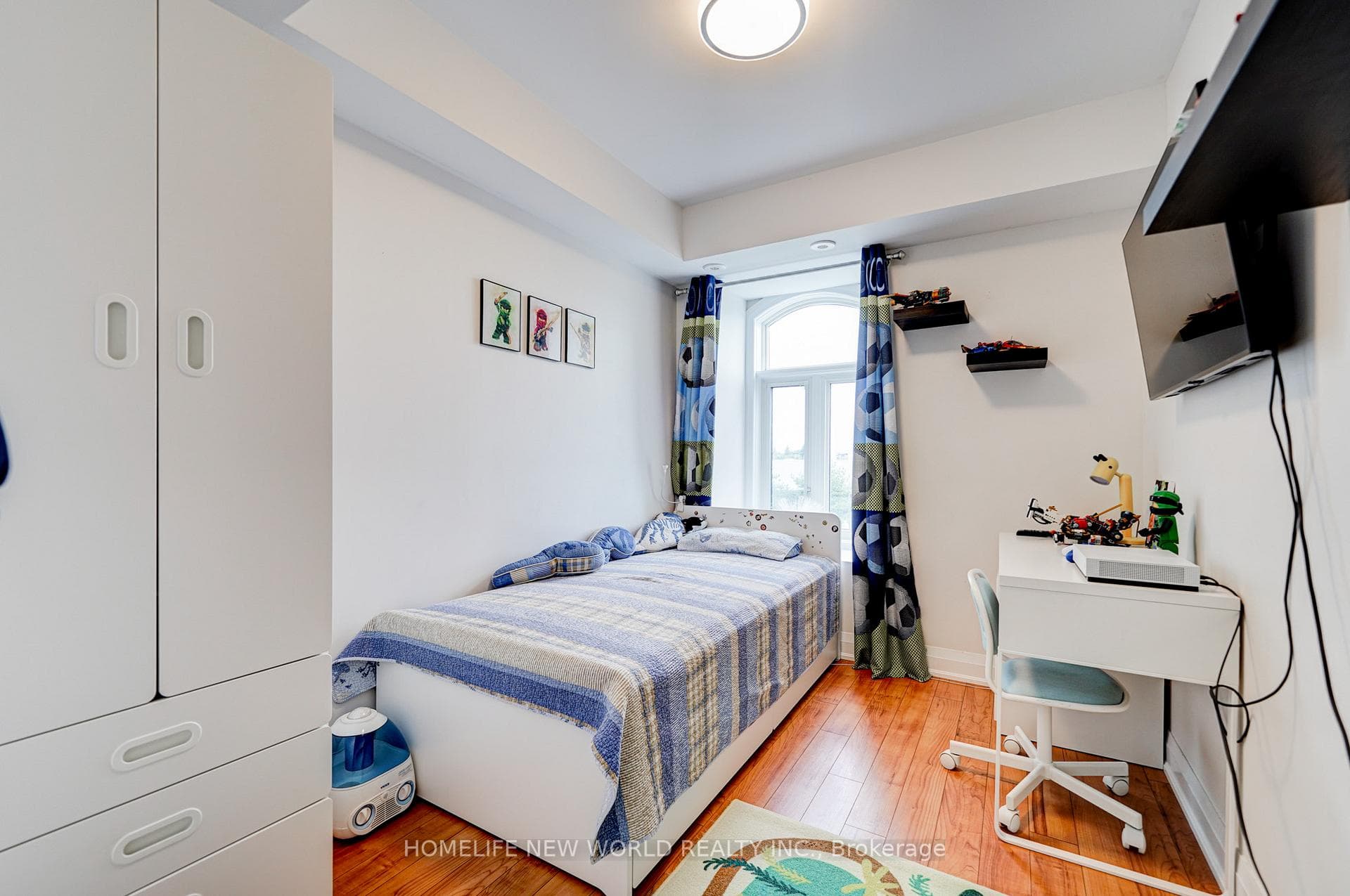 320 John Street Unit 229 photo 22