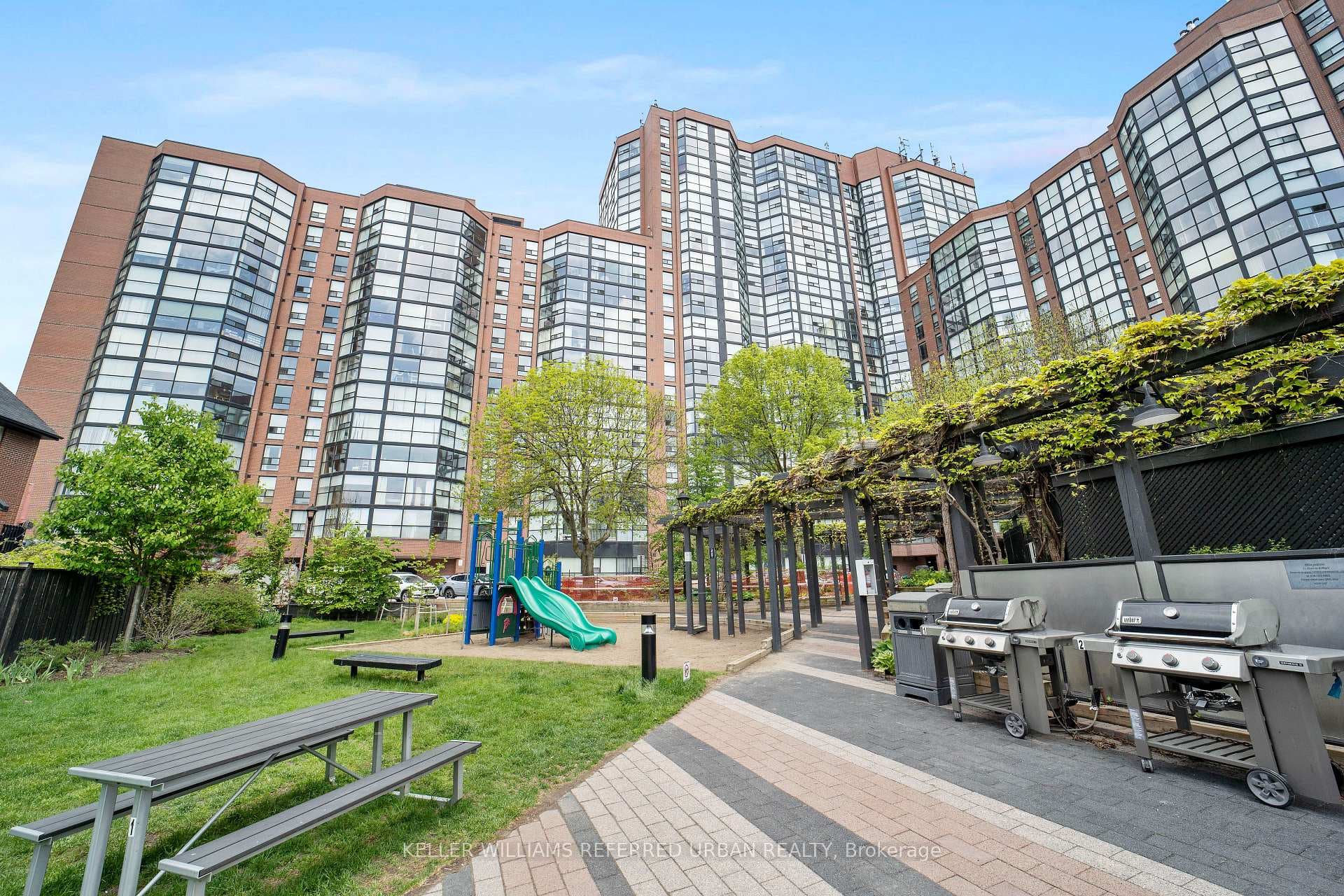 725 King Street Unit 1111 photo 35