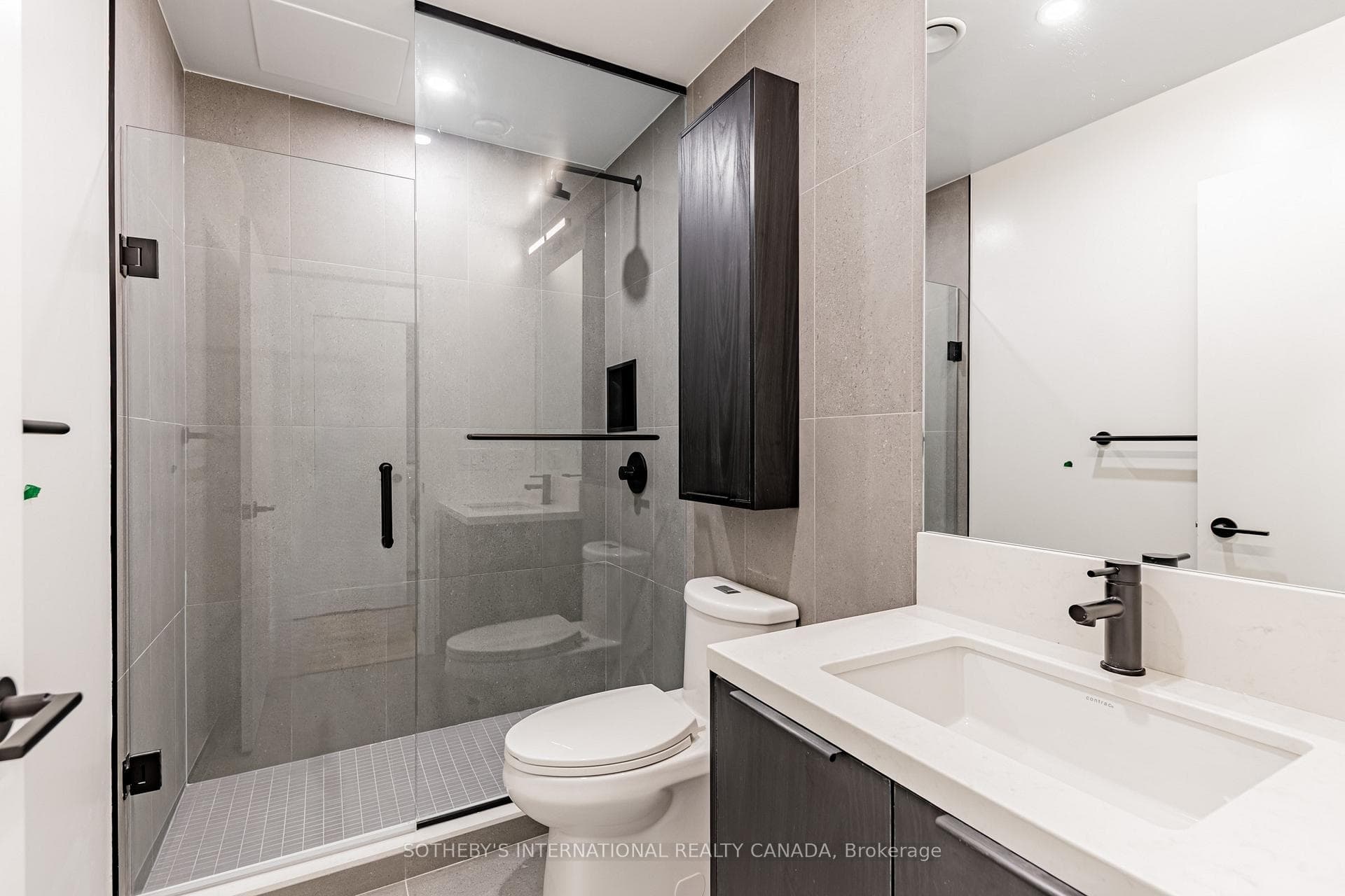 5 York Garden Way Unit TH#101 photo 9