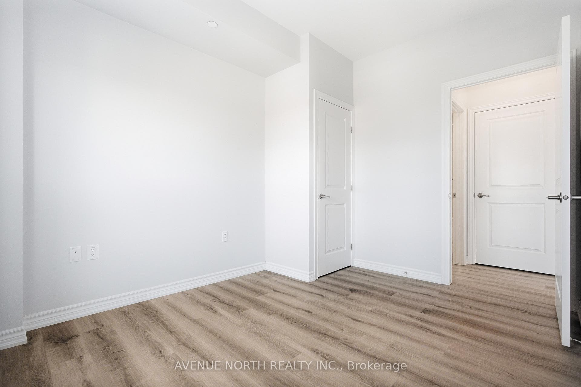 1350 HEMLOCK Road Unit 511 photo 30