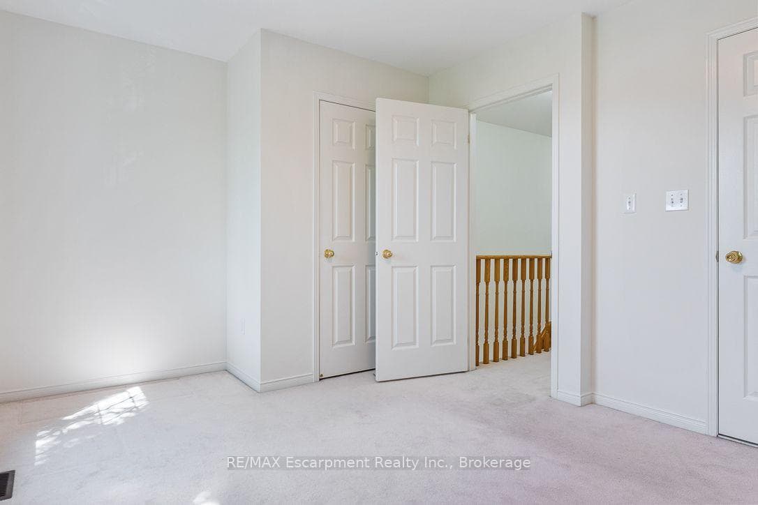 8 JIM BAIRD Mews photo 37