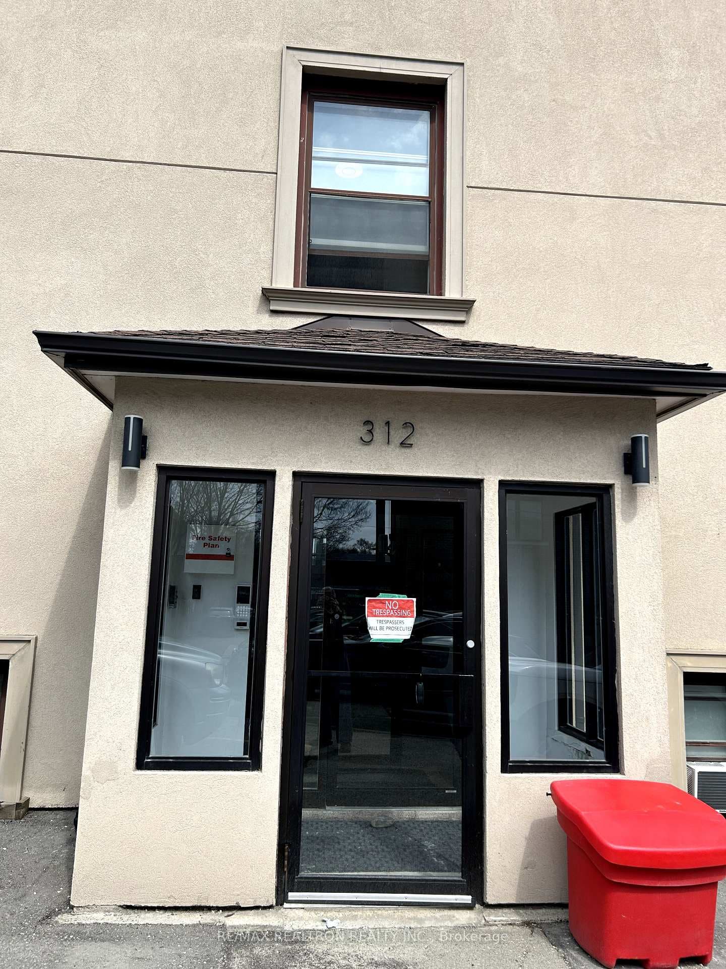 312 Douglas Avenue Unit 302 photo 10