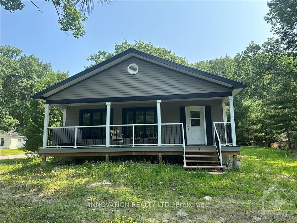 973 BAYVIEW Drive photo 1