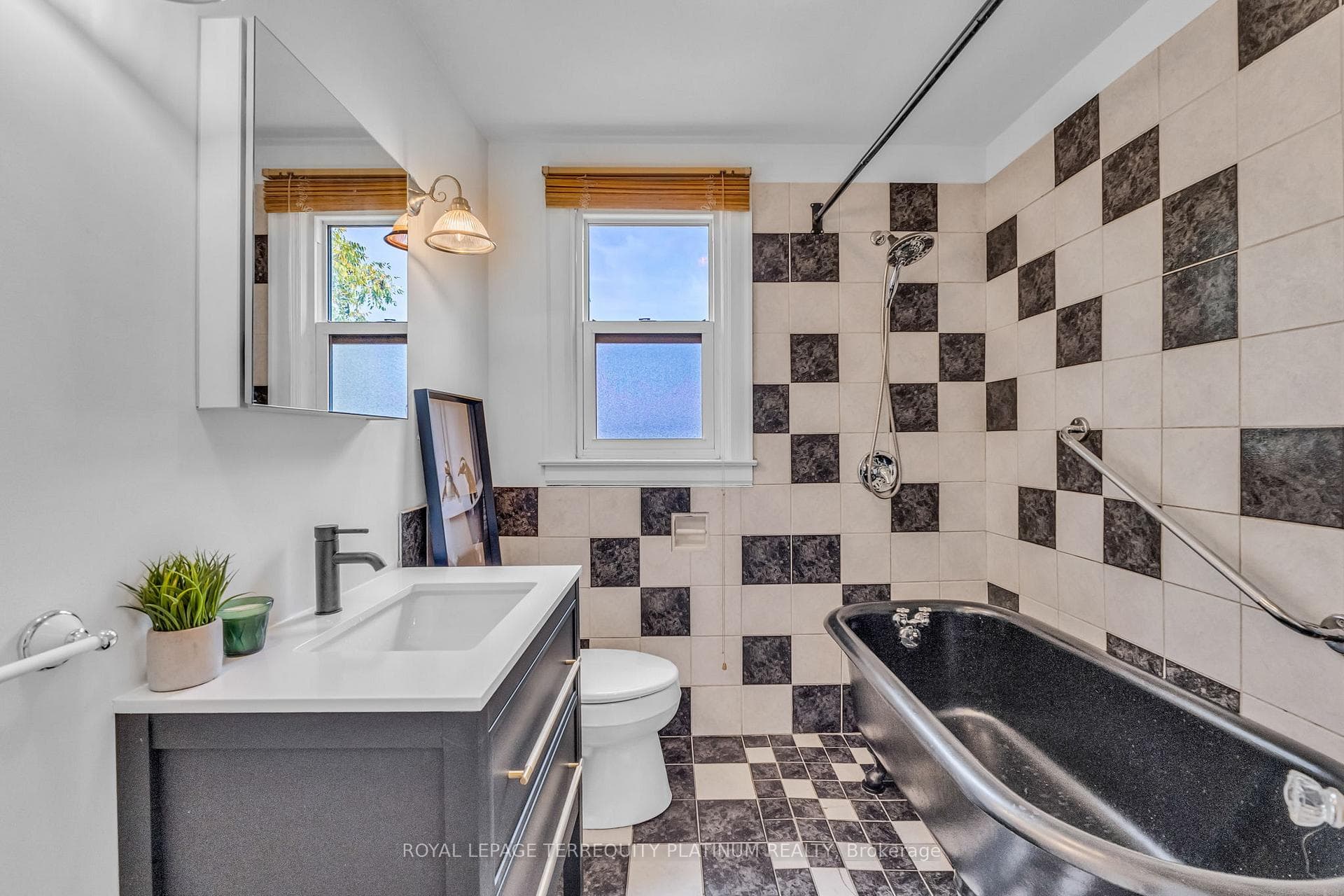 10 Locarno Avenue photo 24