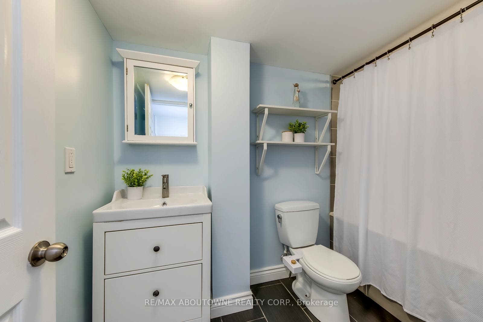 2322 Saddlecreek Crescent photo 41