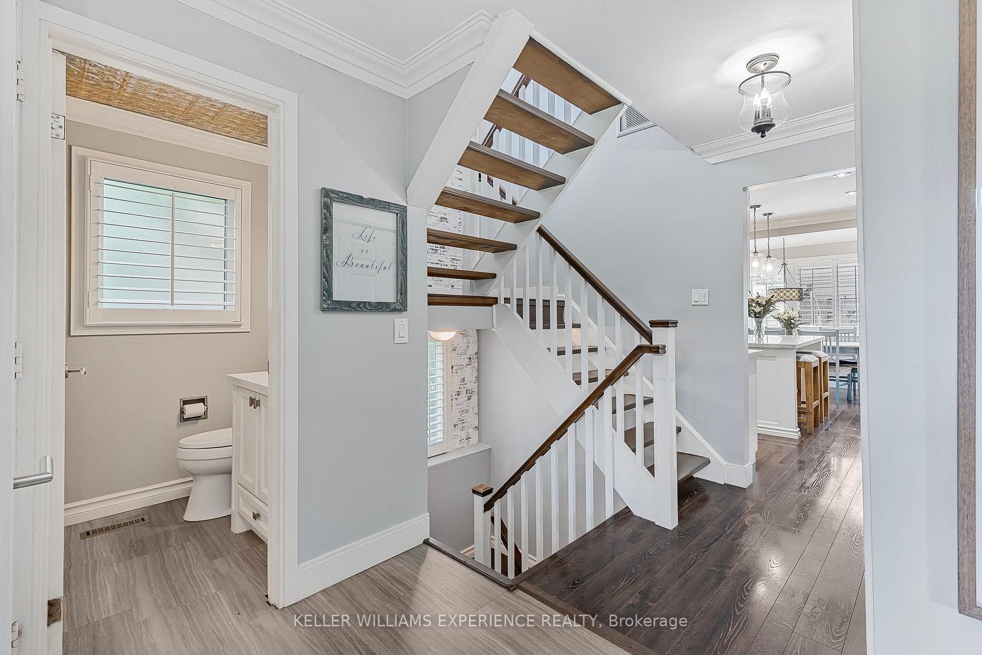 22 Somerset Drive photo 5