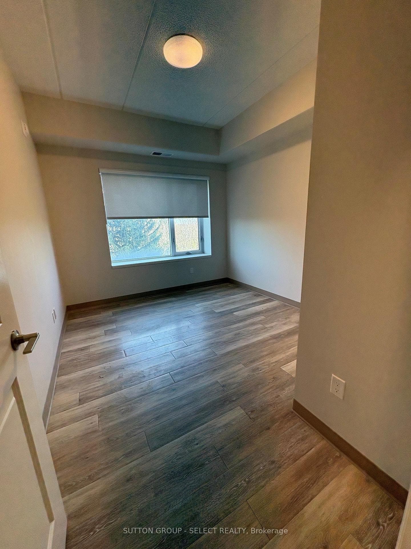 99 POND MILLS Road Unit 607 photo 12