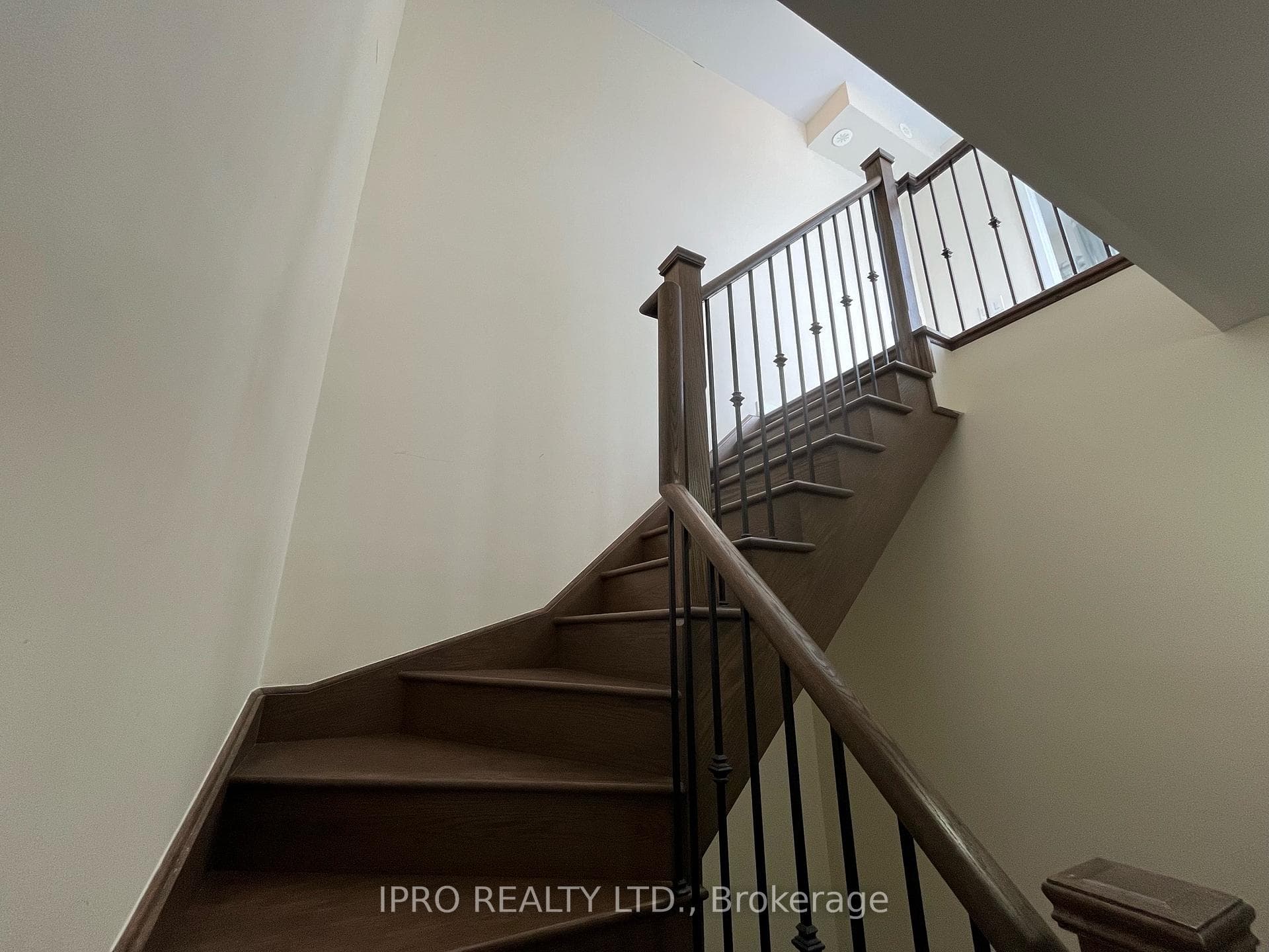 20 Westmeath Lane Unit 2321 photo 28