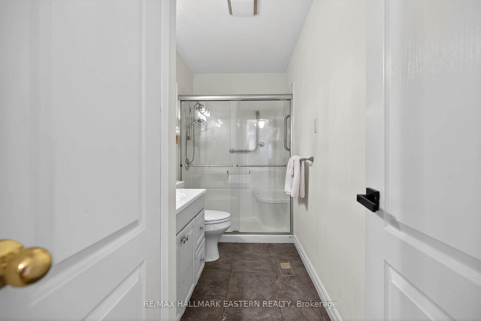 664 Trailview Drive photo 20
