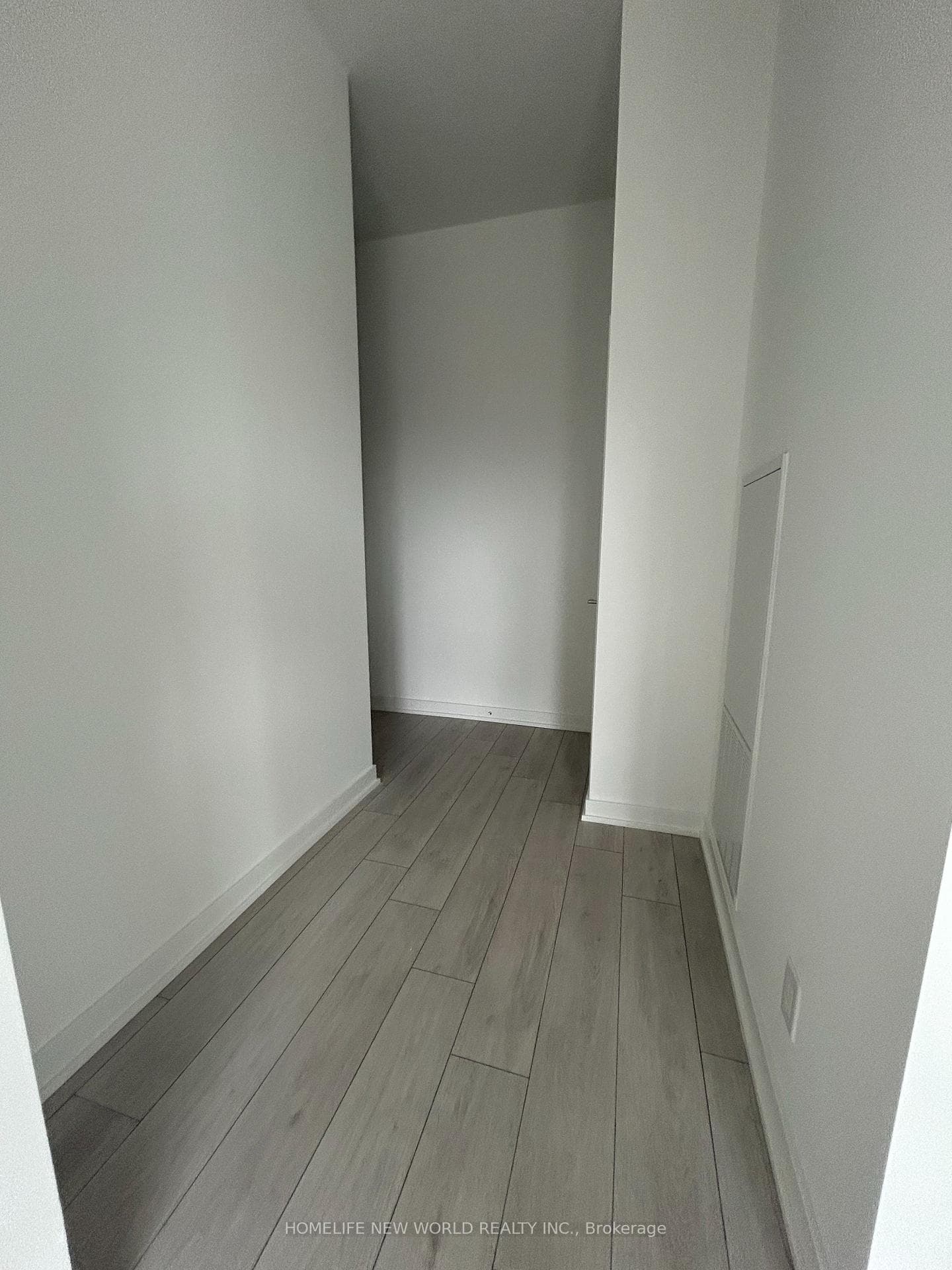 2033 Kennedy Road Unit 802 photo 11