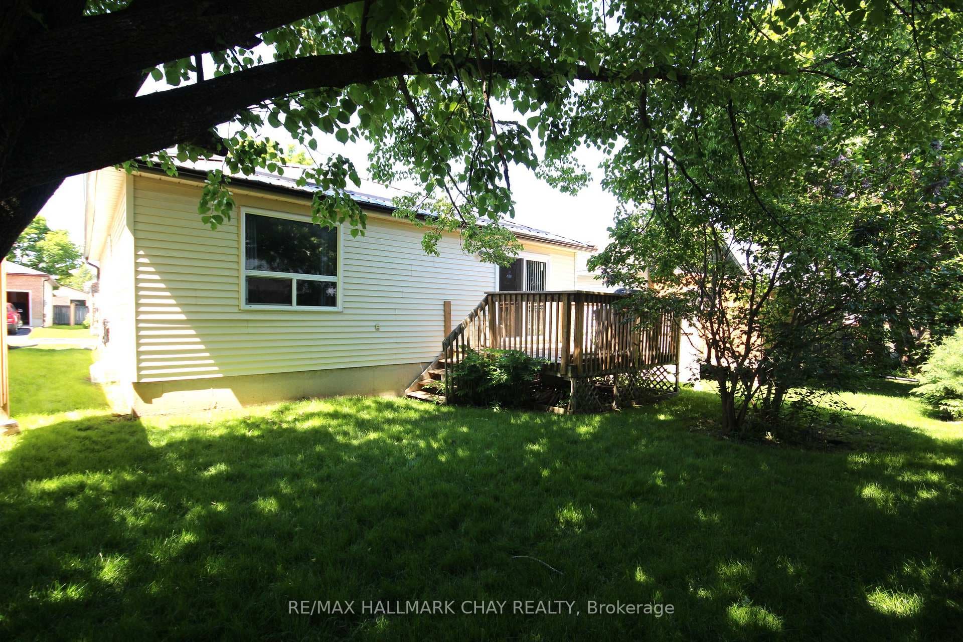 231 Oxford Street Unit 9 photo 27