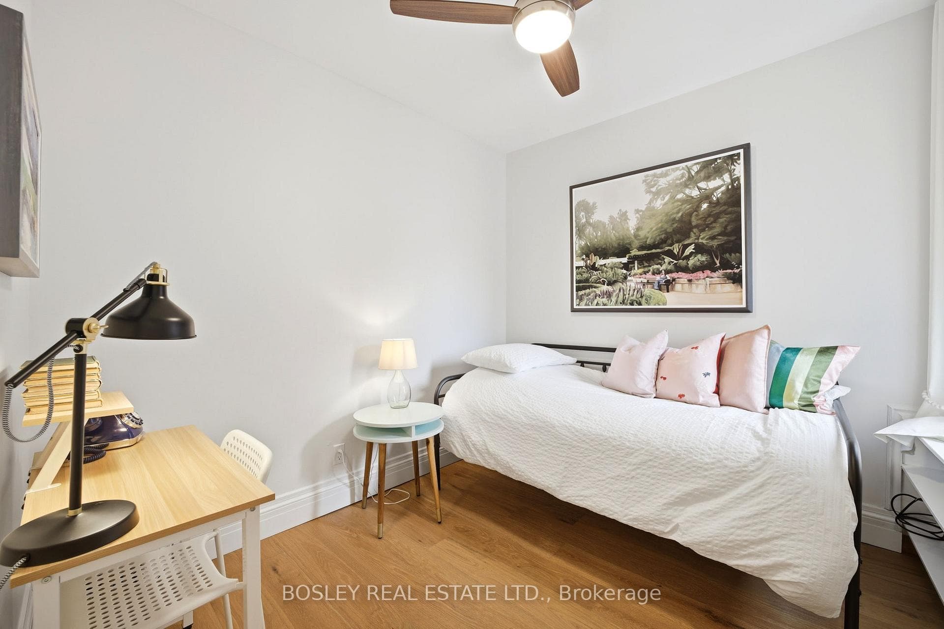 43 Gilbert Avenue photo 19