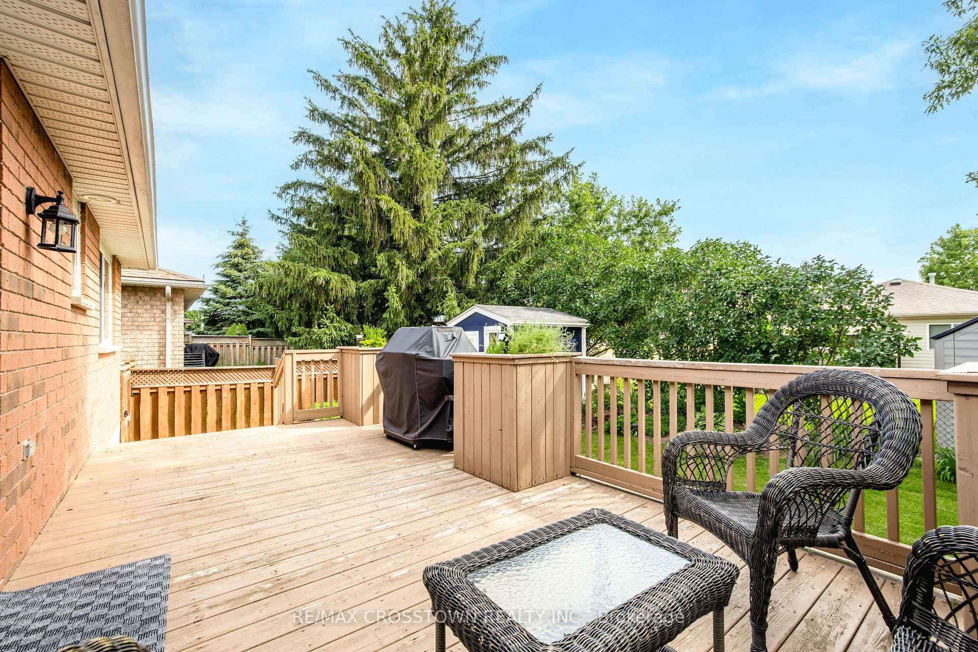 11 Revelstoke Court photo 45