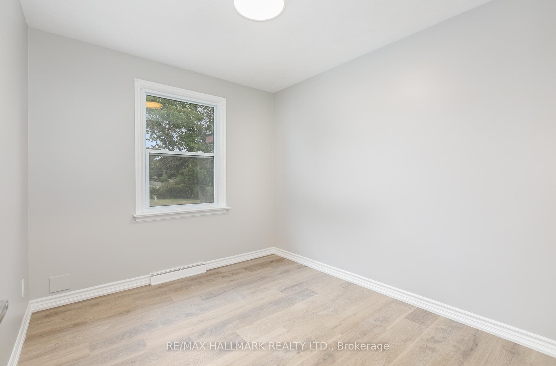 201 High Street Unit Upper photo 9
