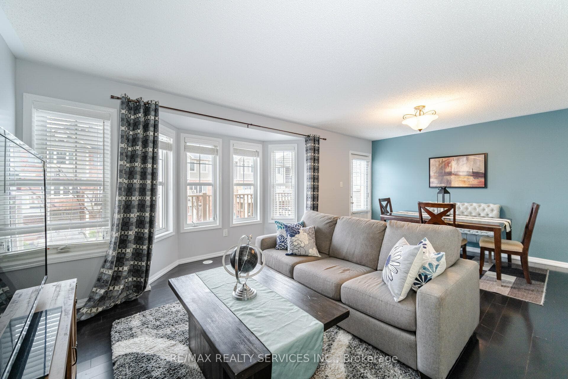 221 Septimus Heights photo 17