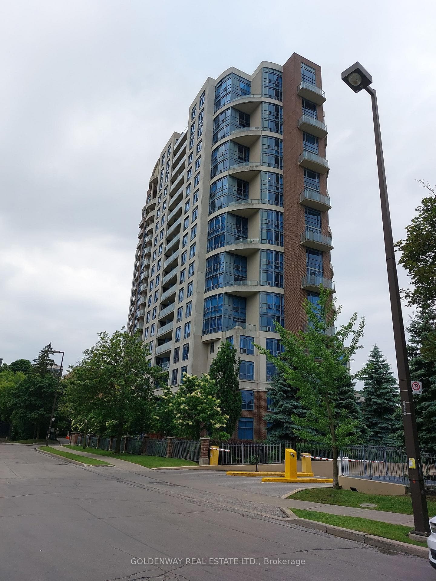 233 Beecroft Rd