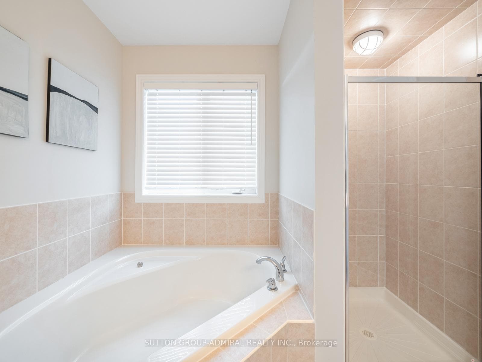 18 White Beach Crescent photo 16