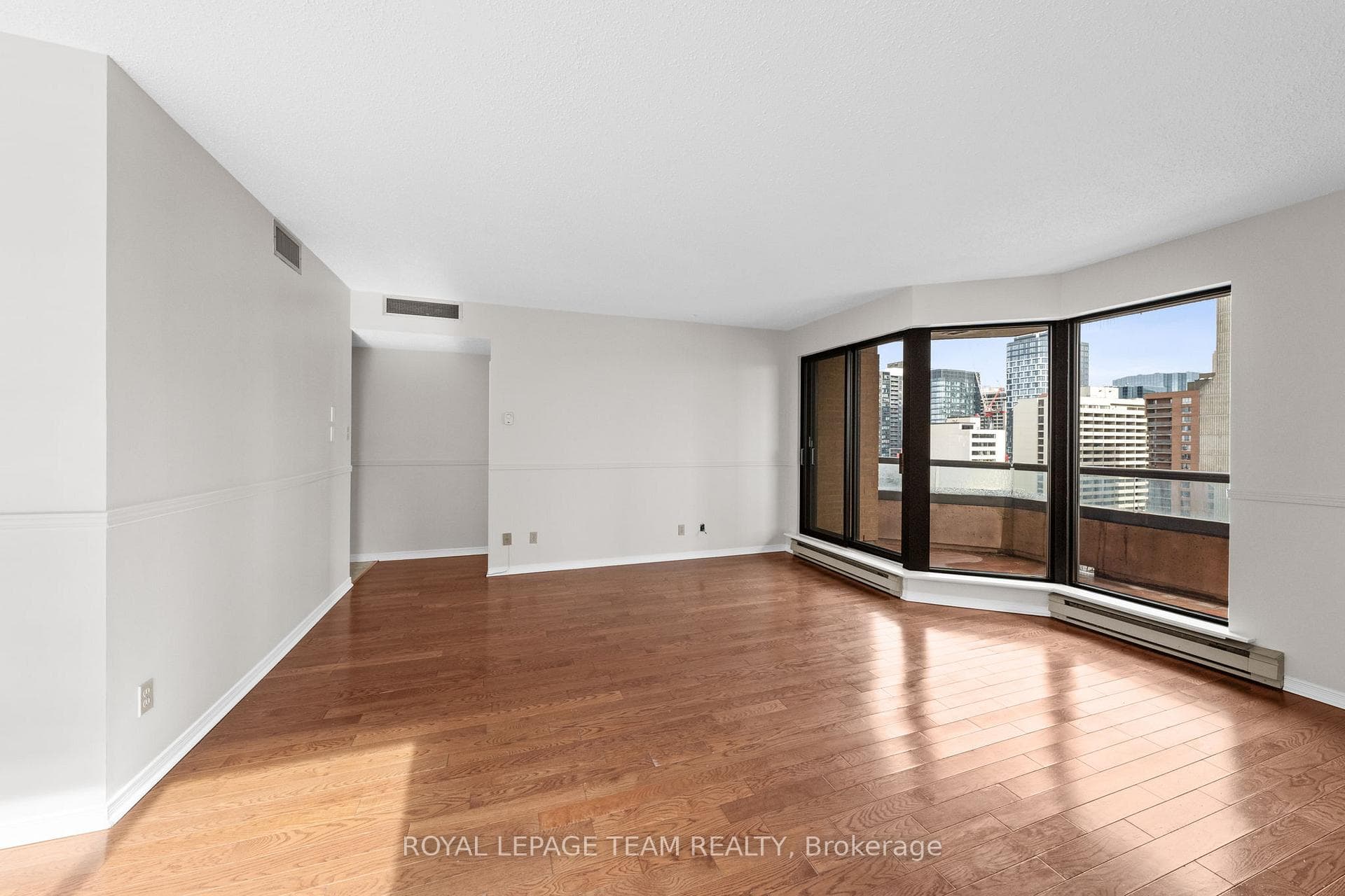556 Laurier Avenue Unit 1207 photo 24