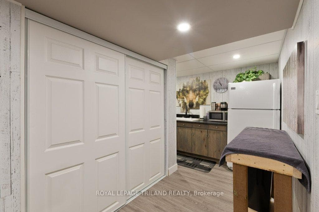 530 Highview Drive photo 33