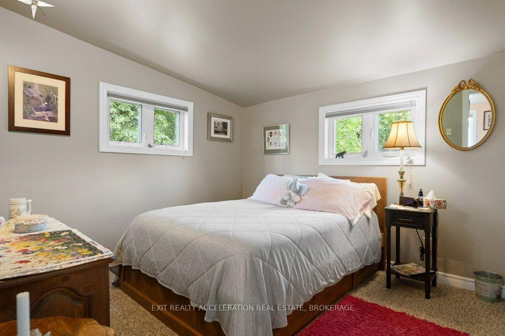 40 Oak Lane photo 25