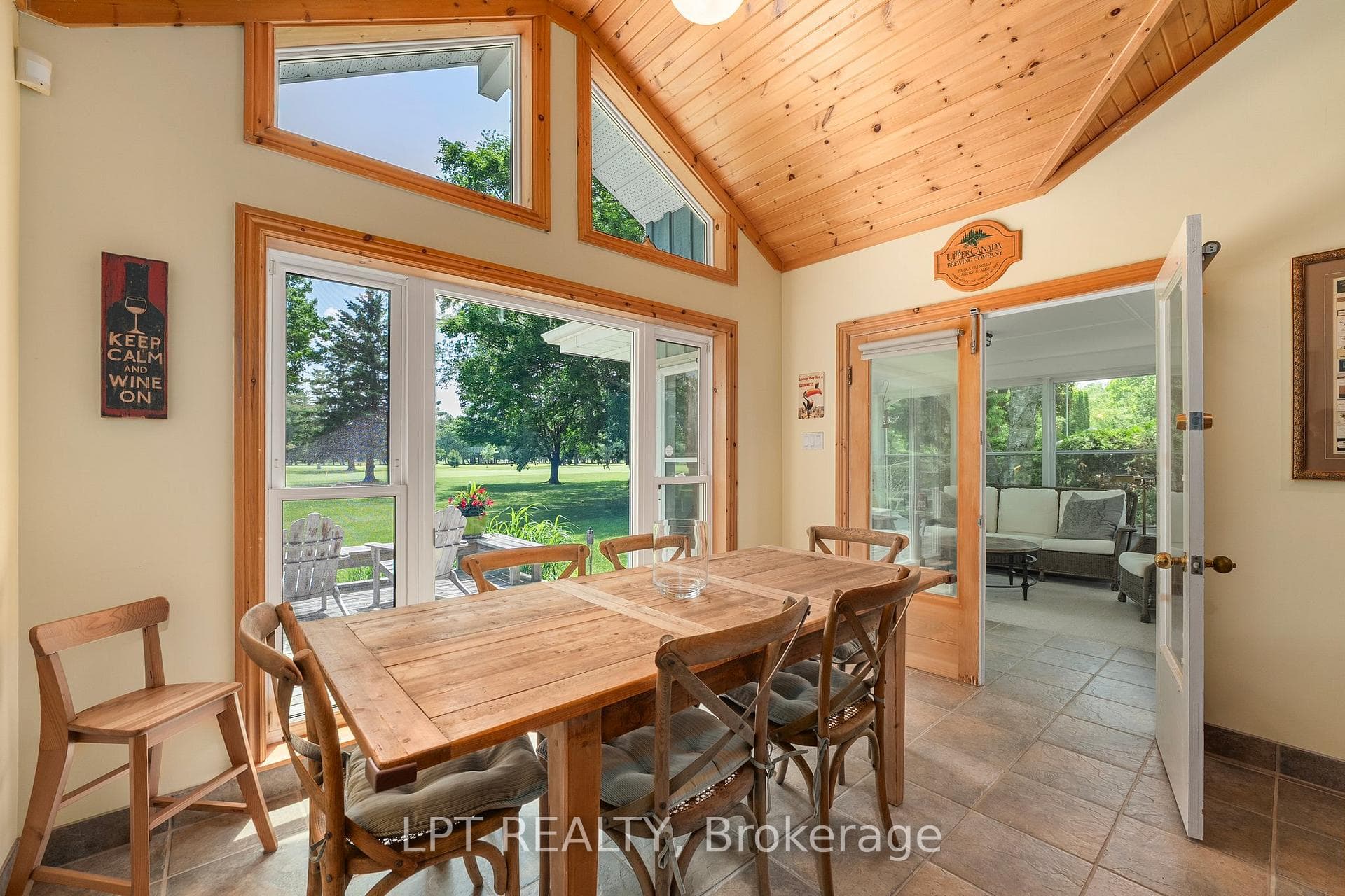 101 Hedge Road photo 19