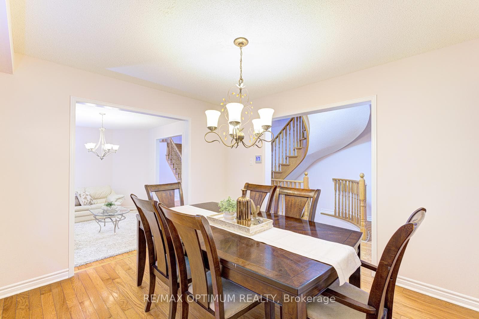 1466 Willowvale Gardens photo 11
