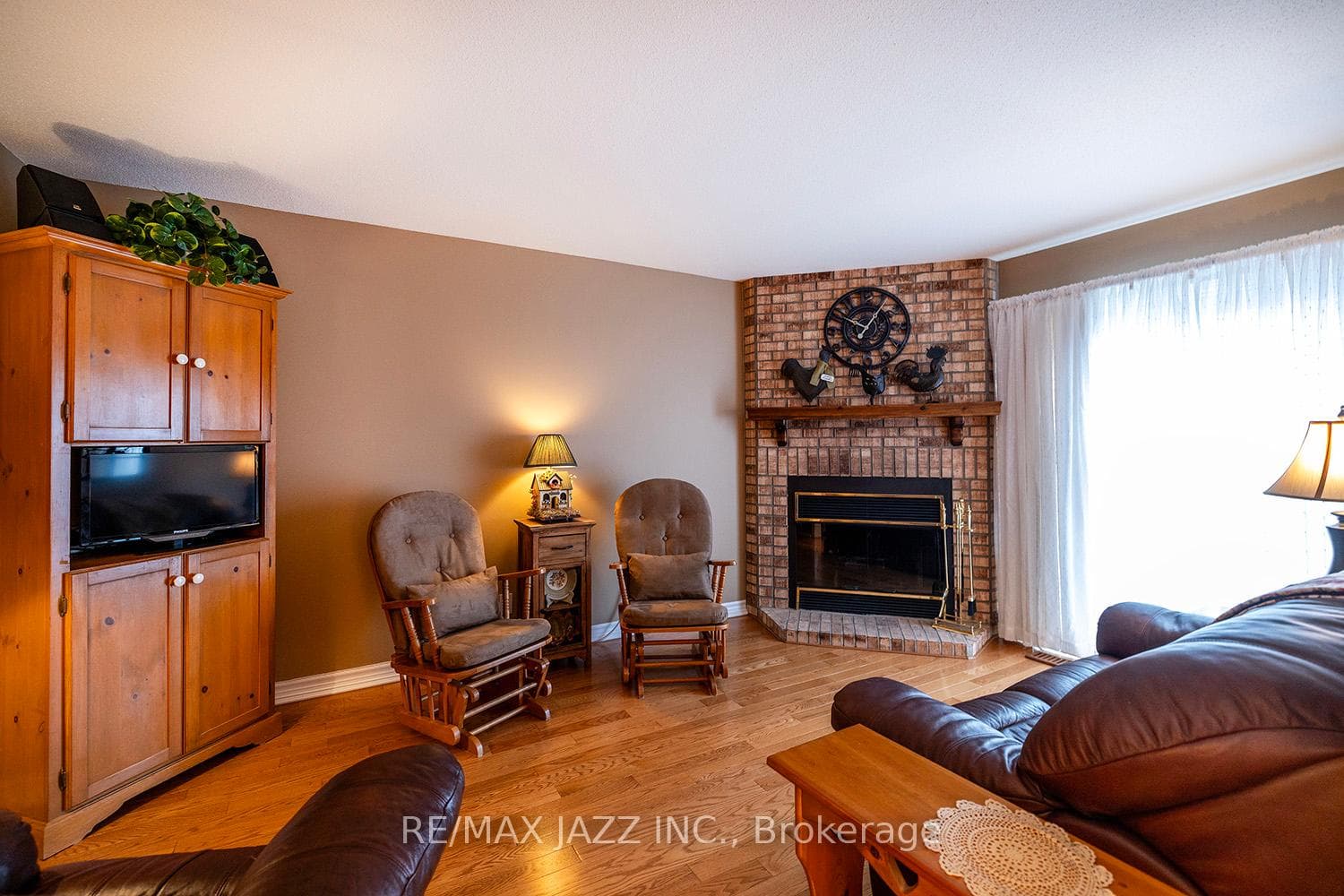 69 Dakin Drive photo 8