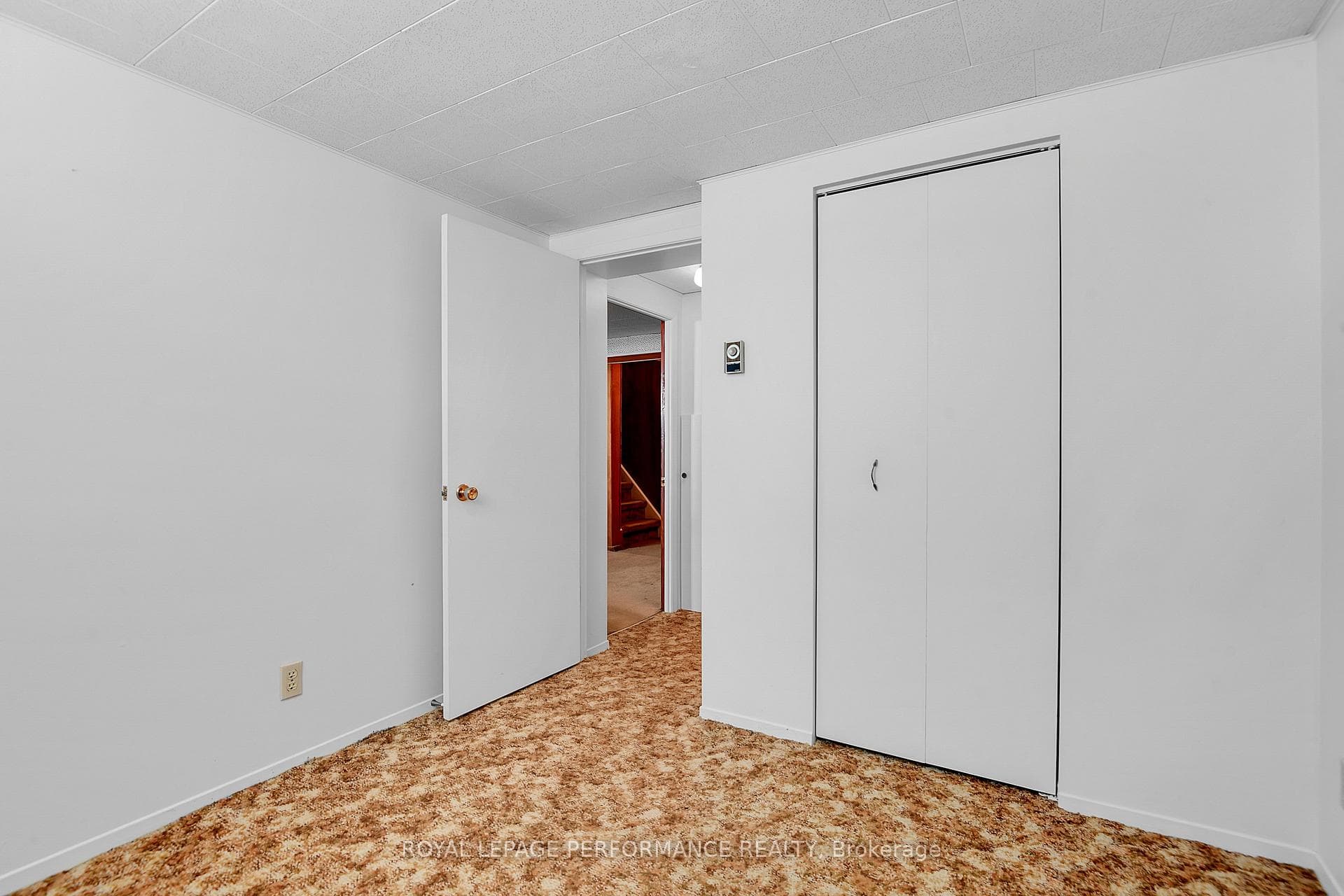 Extra Bedroom/Hobby Rm/Den/Home Gym