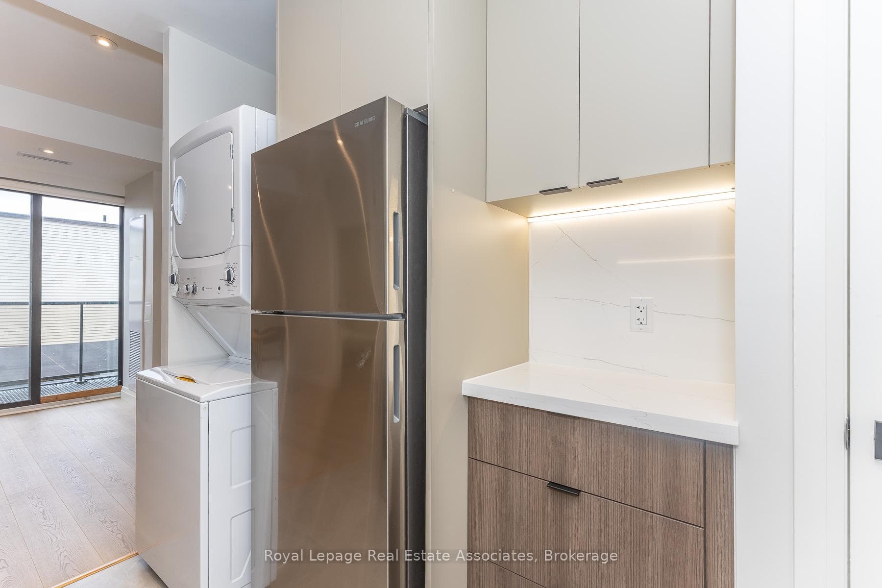 1000 Bathurst Street Unit 202 photo 5