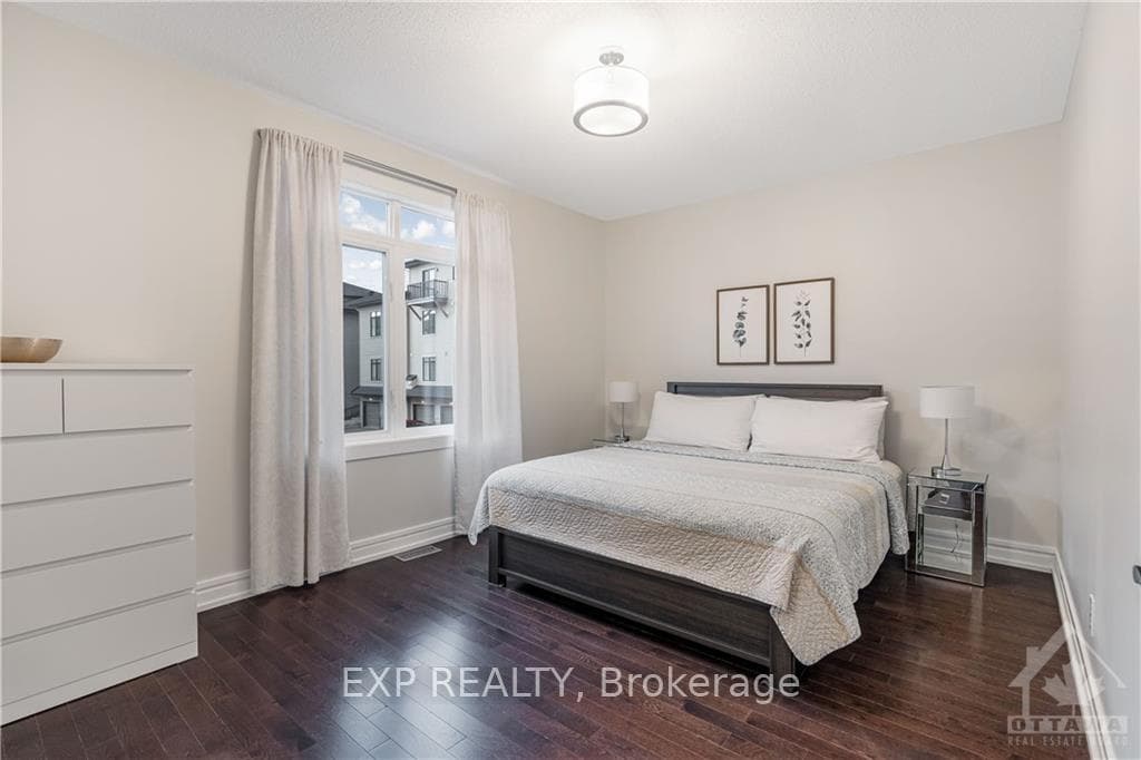 626 BRIAN GOOD Avenue Unit 14 photo 18