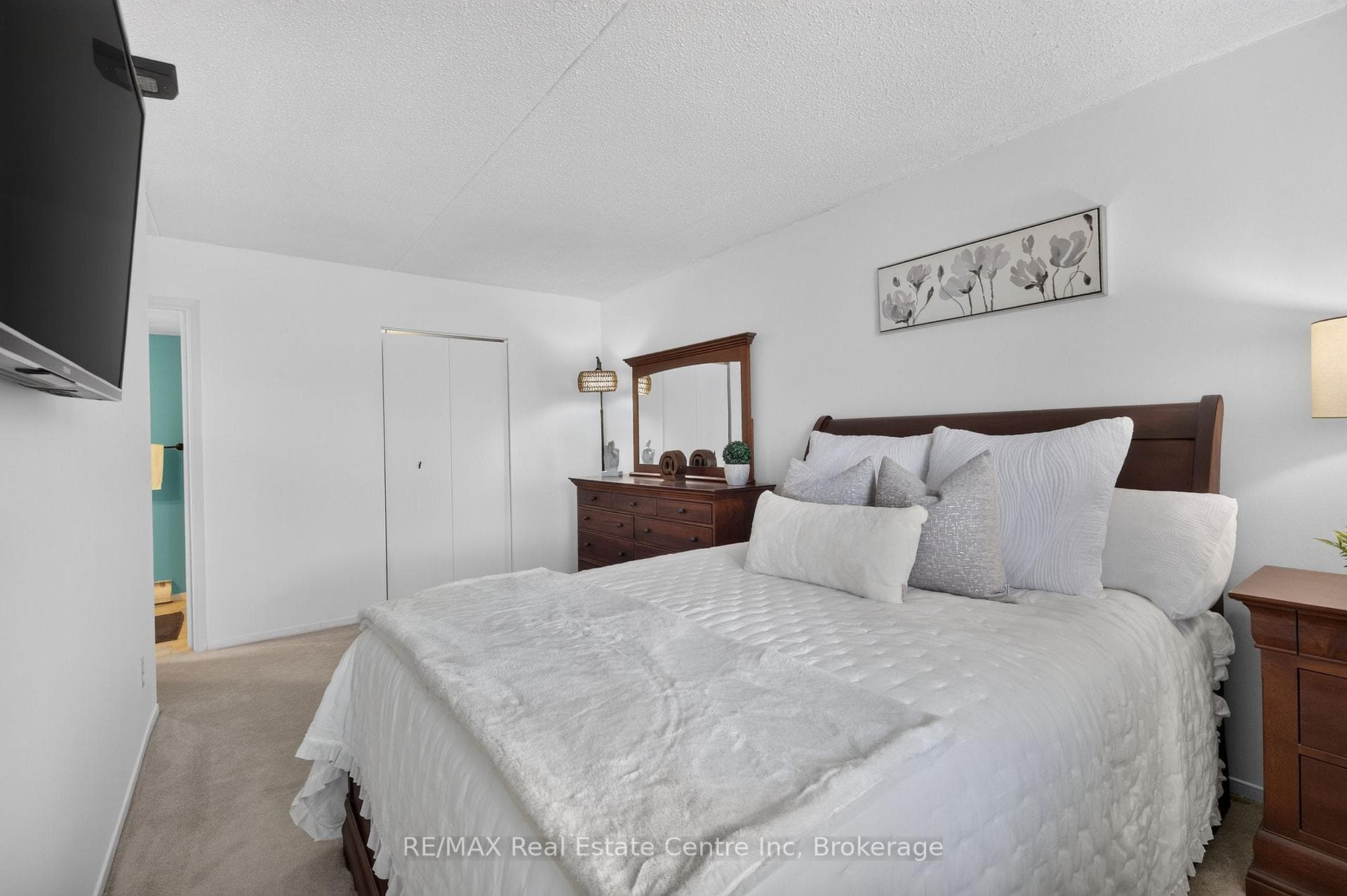 65 Silvercreek Parkway Unit 401 photo 26